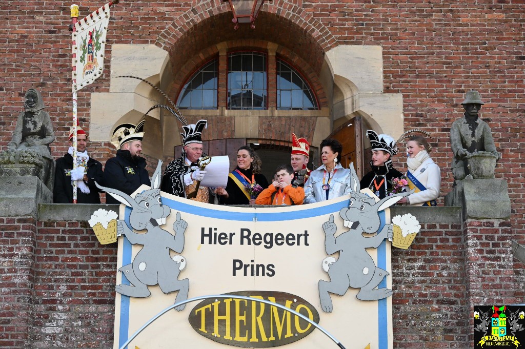 ../Images/Stunt gemeentehuis 2025 050.jpg